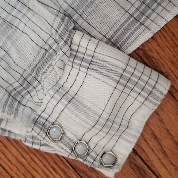 Tailored by Thunderbird long sl. pearl snap buttons white plaid w/ grey & silver - Picture 6 of 7